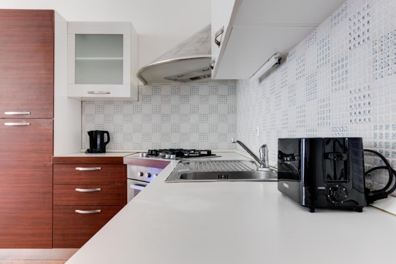Luxury Riverside Apartments In The Center Of Praga Exterior foto